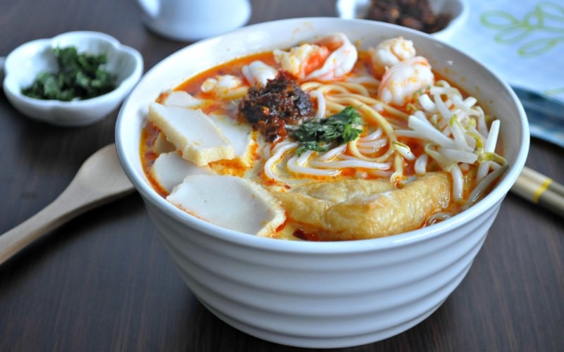 Bún nước Laksa sẽ đem đến cho bạn trải nghiệm ẩm thực độc đáo nhất