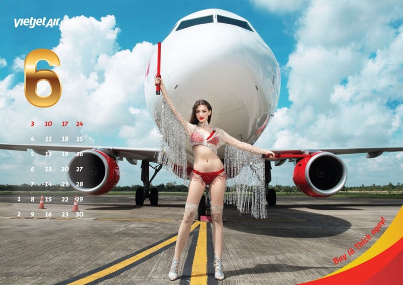 Lấy lại hình ảnh qua bộ lịch Vietjet bikini 2018